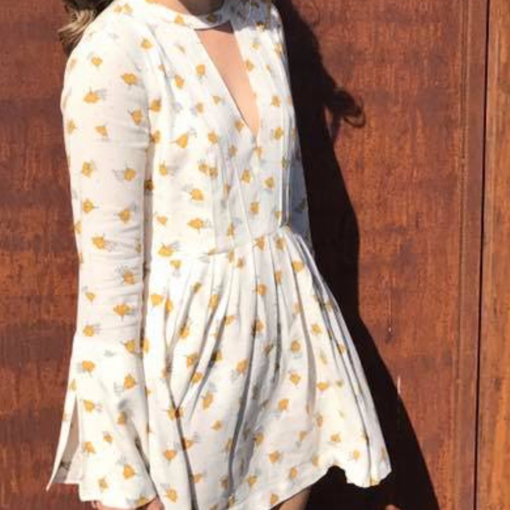 Dress - Picture 4 of 5